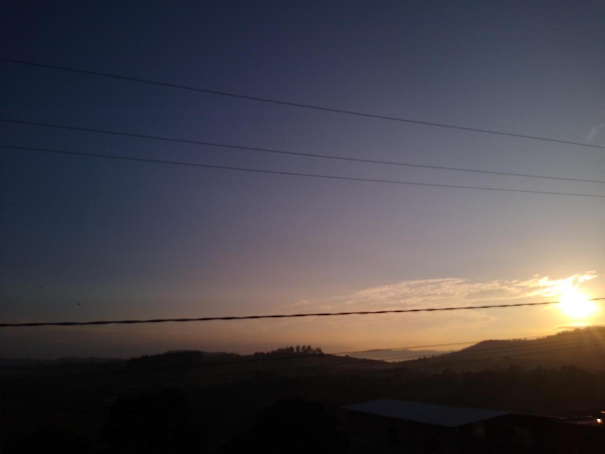 Paraiso Em Serra Negra Lindoia Com Linda Paisagem Eksteriør bilde